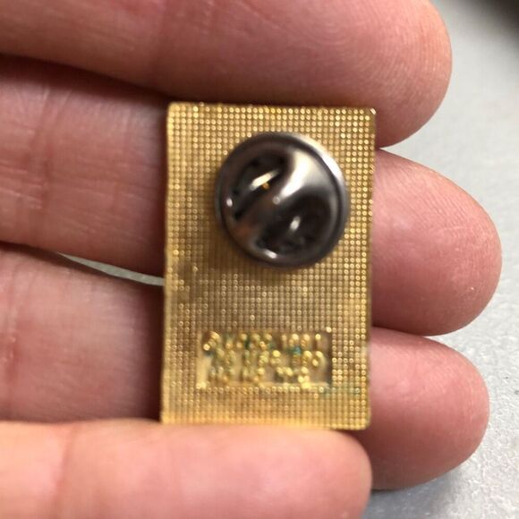 Pin, Visa Lapel Pin, Tie Tack, vintage, rare, 1994 - Picture 2 of 2